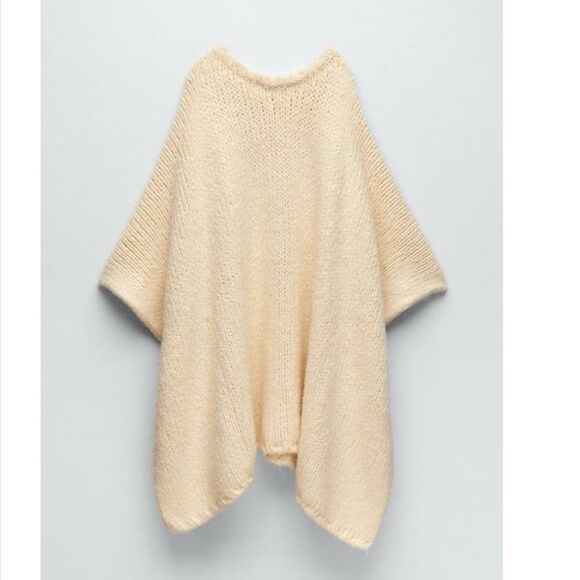 Zara Extra Long Knit Poncho Sweater in Cream Size Medium - Picture 5 of 10